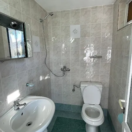 Xhevdet Appartement *