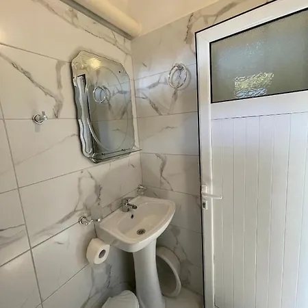 Appartement Xhevdet *